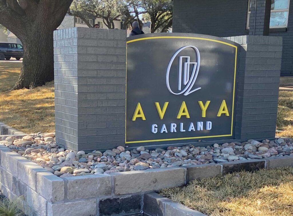 Avaya_Garland